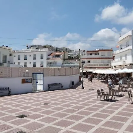 Lidia 1 Apartment, 1st Line Beach, 1 Bedroom 1bath * Τορρεμολίνος