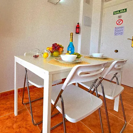 Lidia 1 Apartment, 1st Line Beach, 1 Bedroom 1bath Appartement *