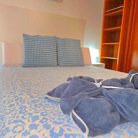 Lidia 1 Apartment, 1st Line Beach, 1 Bedroom 1bath Διαμέρισμα Τορρεμολίνος