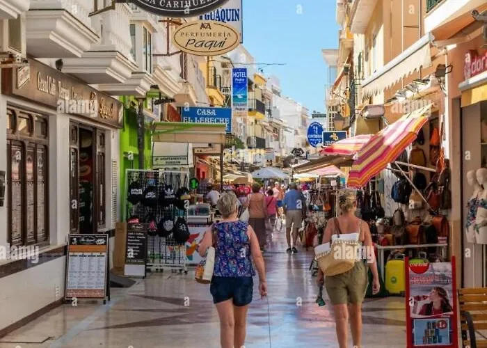 Апартаменты Lidia 1 Apartment, 1st Line Beach, 1 Bedroom 1bath Торремолинос