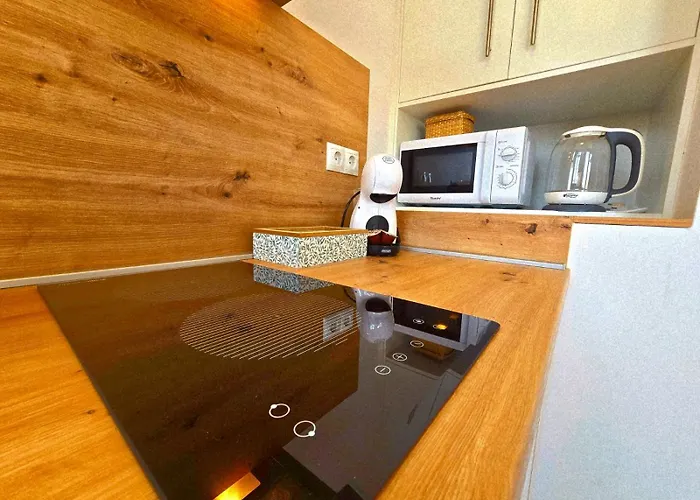 Апартаменты Lidia 1 Apartment, 1st Line Beach, 1 Bedroom 1bath