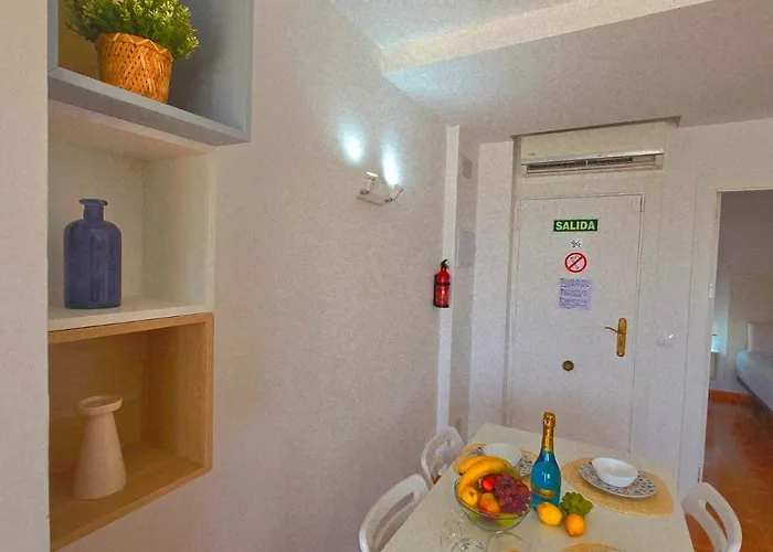 Appartement Lidia 1 Apartment, 1st Line Beach, 1 Bedroom 1bath