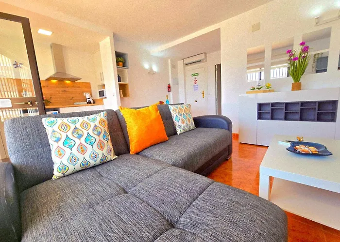 Lidia 1 Apartment, 1st Line Beach, 1 Bedroom 1bath * Torremolinos