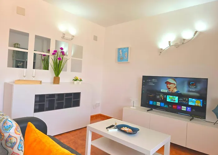 Lidia 1 Apartment, 1st Line Beach, 1 Bedroom 1bath Torremolinos