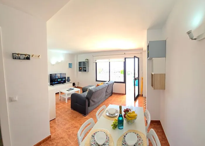 Appartement Lidia 1 Apartment, 1st Line Beach, 1 Bedroom 1bath